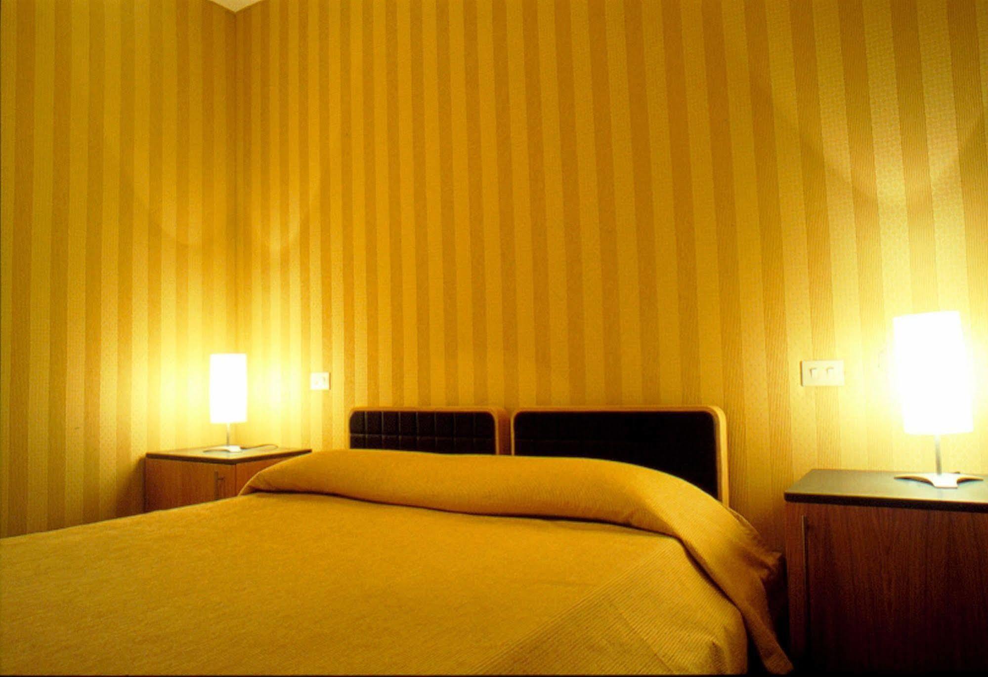 Hotel Lemon Garden Rom Exterior foto